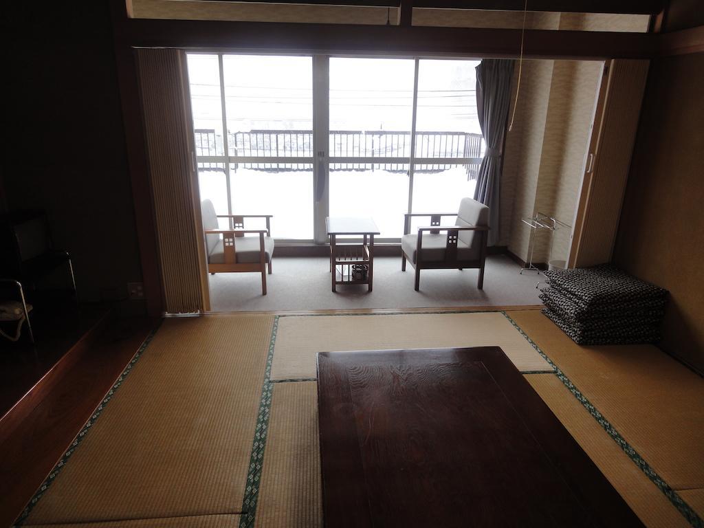 Hotel Tomiya 汤泽町 客房 照片