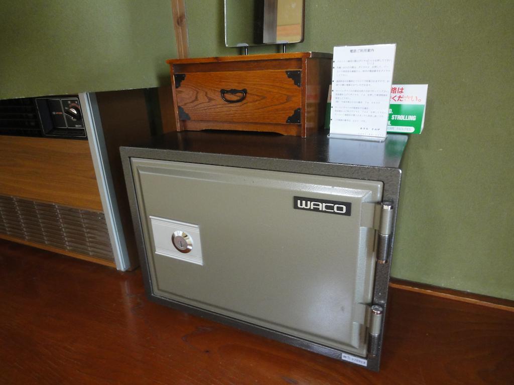 Hotel Tomiya 汤泽町 外观 照片