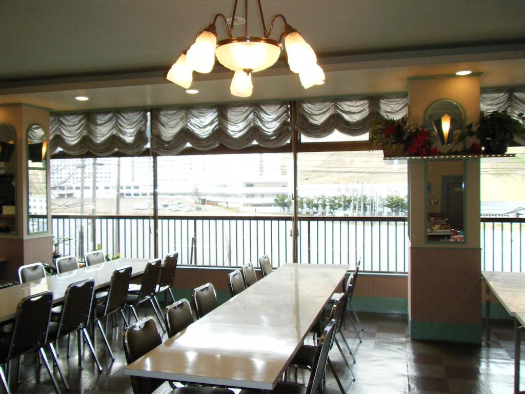 Hotel Tomiya 汤泽町 外观 照片